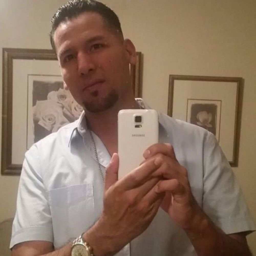 Meet your Posher, Enrique